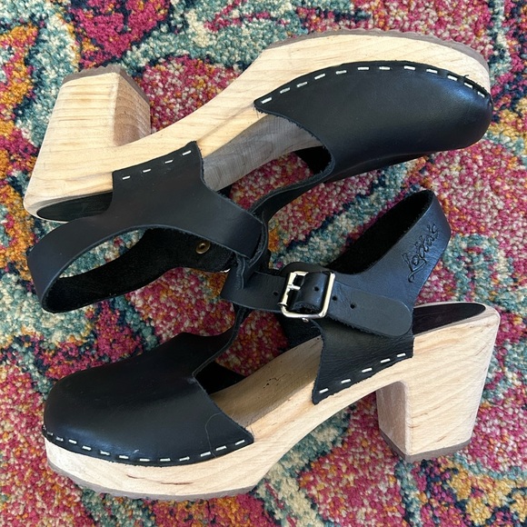 Lotta’s of Sweden | Women’s Black Leather Mary Jane Ankle Strap Clogs, size 6.5 - Picture 8 of 16